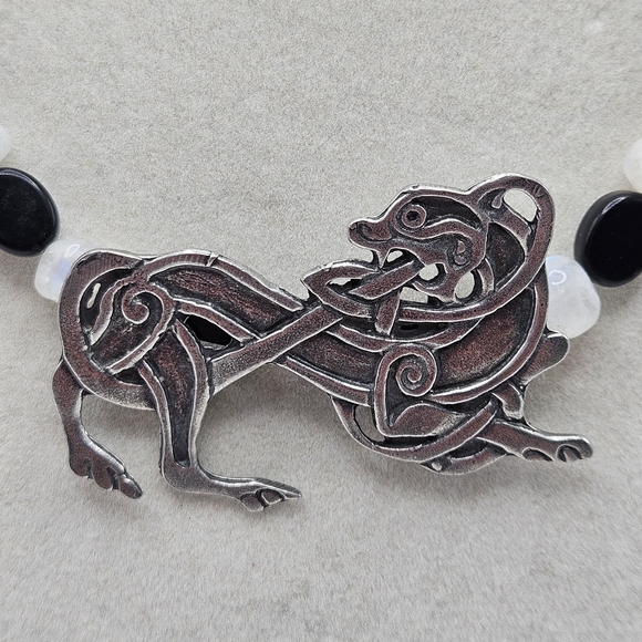 Viking Norse Lion Pendant Glass Black and White Necklace Sterling Silver Clasp - Picture 2 of 7